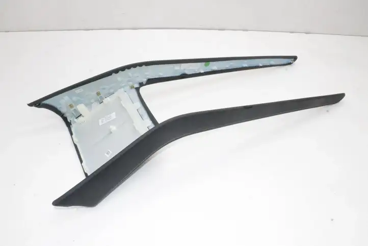 Tesla Model Y (2019 - 2024) 175544600A Другая деталь консоли (туннеля) — фото 6