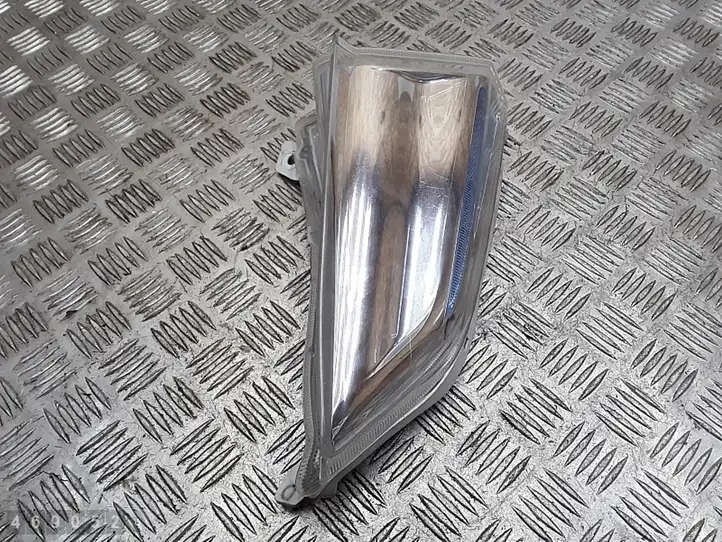 Nissan Leaf I (ZE0) (2010 - 2017) Окантовка фары — фото 4