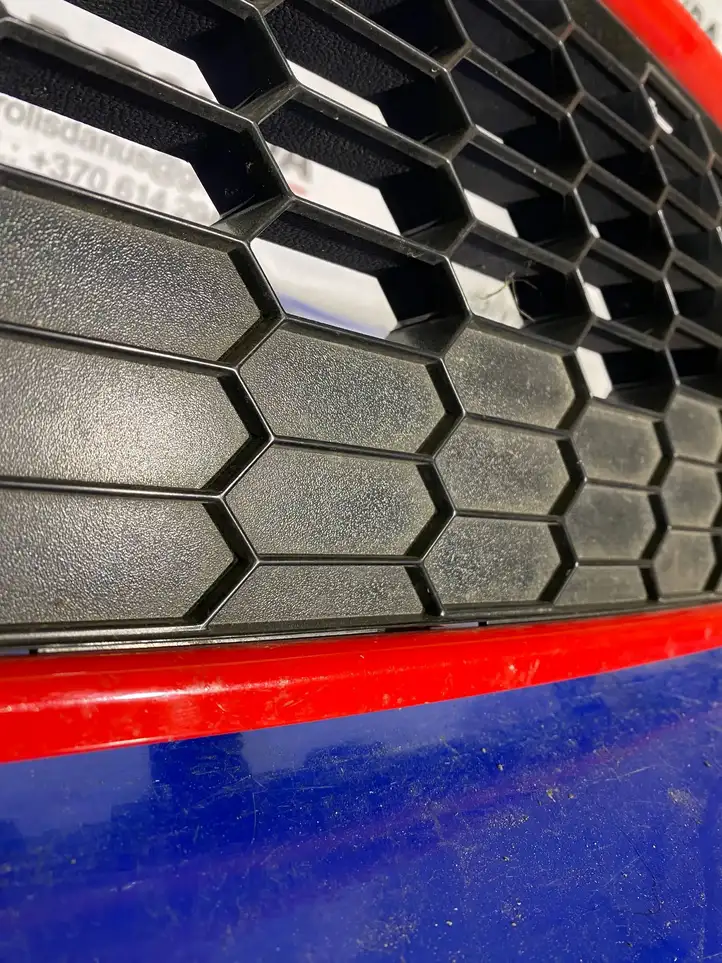 Ford Fiesta (2013 - 2017) C1BJ17B968AA Нижняя решетка переднего бампера — фото 2