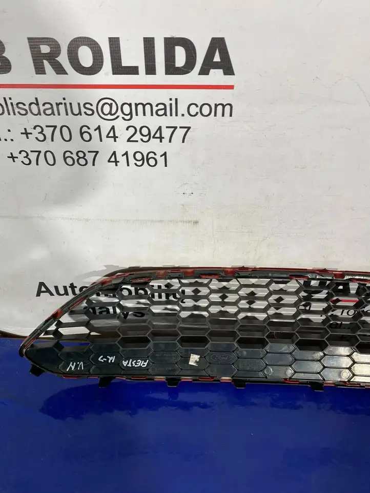 Ford Fiesta (2013 - 2017) C1BJ17B968AA Нижняя решетка переднего бампера — фото 6