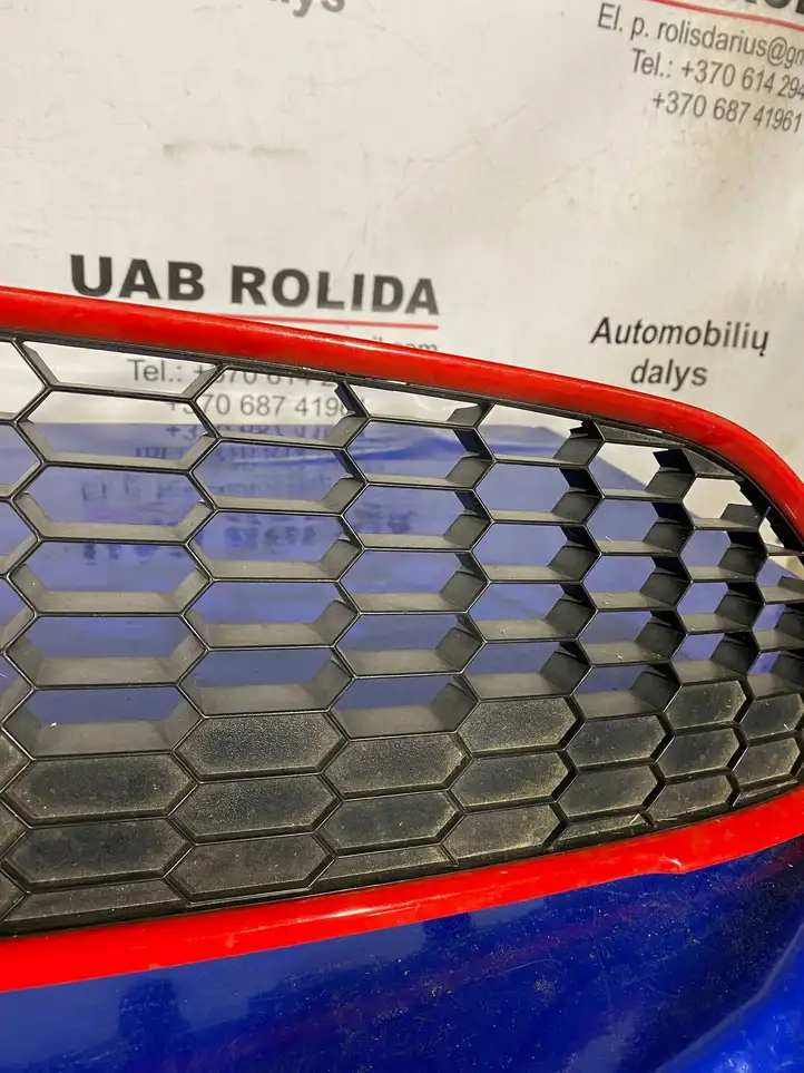 Ford Fiesta (2013 - 2017) C1BJ17B968AA Нижняя решетка переднего бампера — фото 11