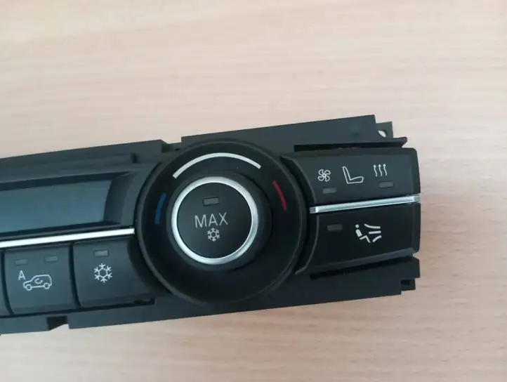BMW X5M E70 (2010 - 2013) 9262782 Кнопка кондиционера — фото 3