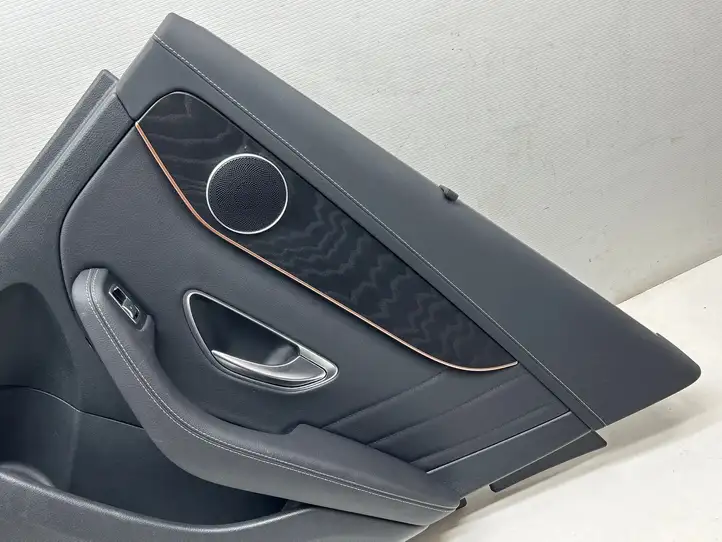 Mercedes-Benz EQC (2018 - ) A2057300694 Молдинги задней двери — фото 2