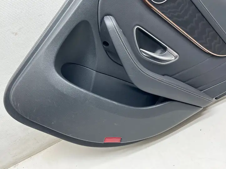 Mercedes-Benz EQC (2018 - ) A2057300694 Молдинги задней двери — фото 3