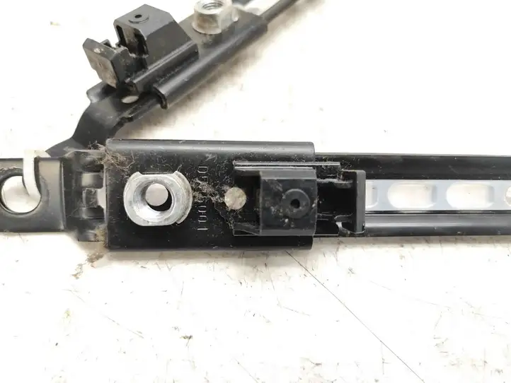 Subaru Outback (2009 - 2014) D526001 Регулятор ремня безопасности — фото 6