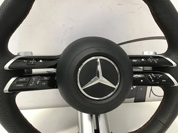 Mercedes-Benz GLB X247 (2018 - ) A0004608817 Руль — фото 7