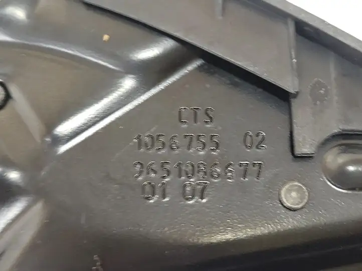Peugeot 307 CC (2001 - 2005) 9651086677 Замок складной крыши — фото 4