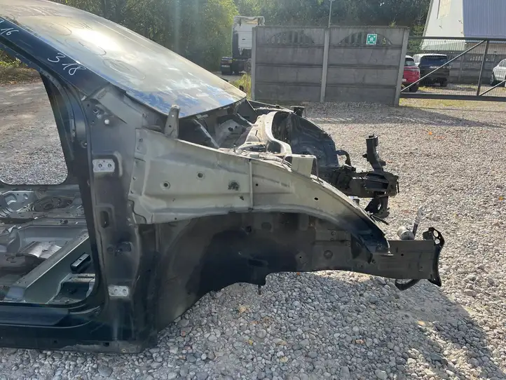 Kia Sorento (2014 - 2017) Кузов — фото 7