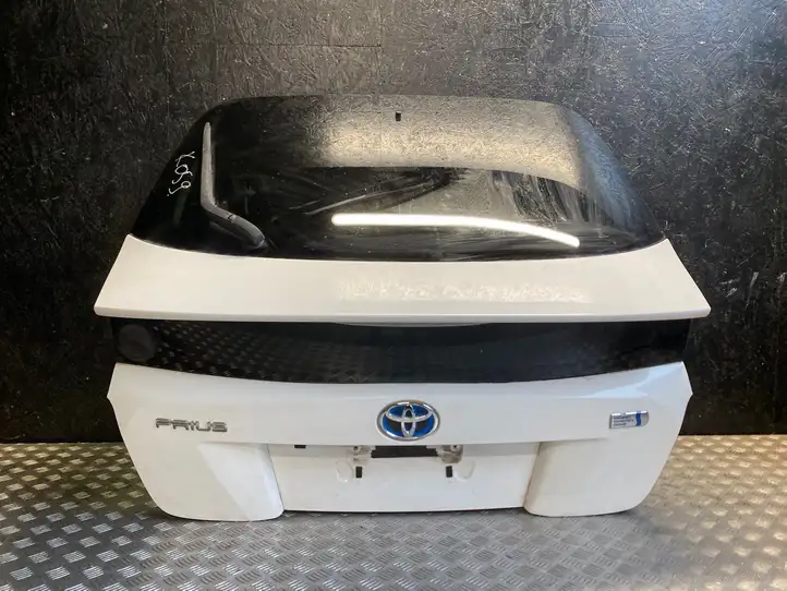 Toyota Prius (XW50) (2015 - ) Крышка багажника — фото 1