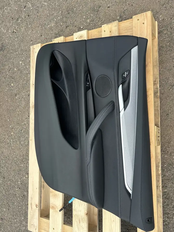 BMW X6 F16 (2014 - 2017) 105759908C Обшивка задней двери — фото 1