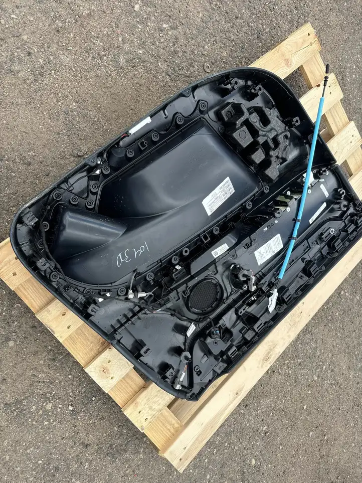 BMW X6 F16 (2014 - 2017) 105759908C Обшивка задней двери — фото 15