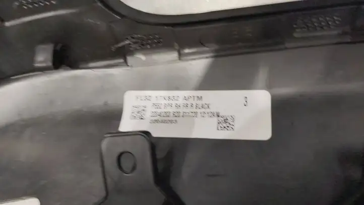 Ford F150 (2014 - 2018) FL3Z17K832APTM Решетка противотуманной фары — фото 3