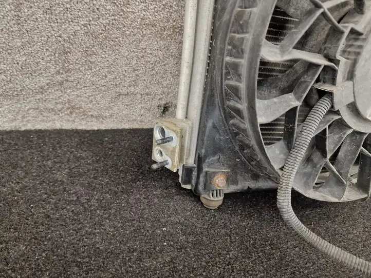 Tesla Model S (2021 - ) 600835700F Испаритель кондиционера — фото 4