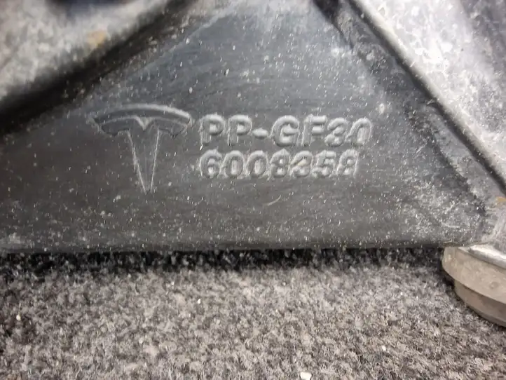 Tesla Model S (2021 - ) 600835700F Испаритель кондиционера — фото 11