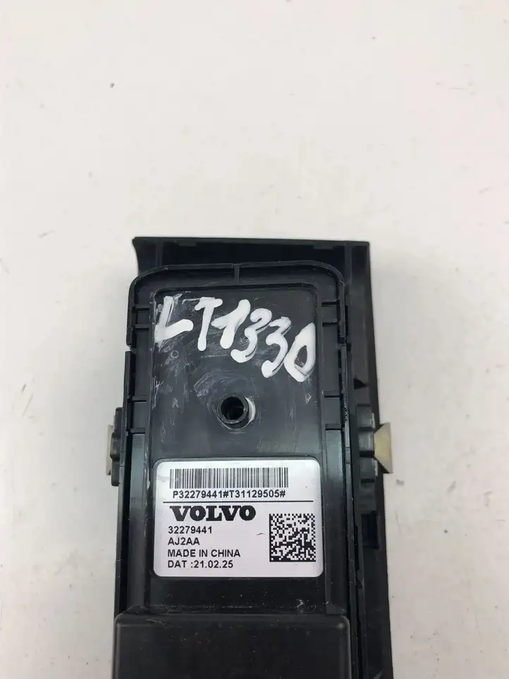 Volvo XC40 (2017 - ) 32279441 Кнопка стеклоподъемников — фото 4