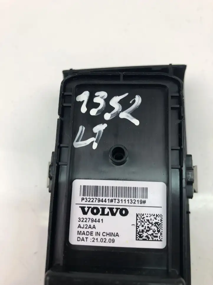 Volvo XC40 (2017 - ) 32279441 Кнопка стеклоподъемников — фото 4