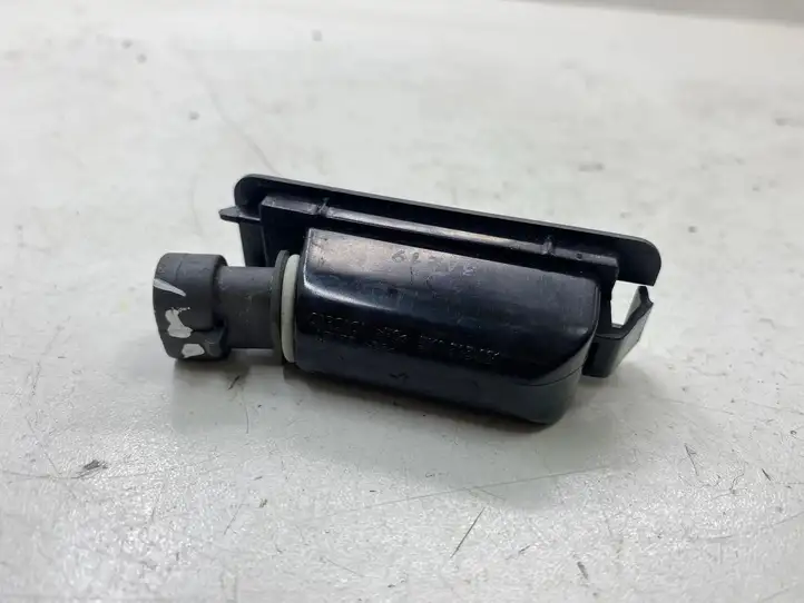 Maserati Quattroporte (2003 - 2008) 04641000 Плафон задней двери — фото 4