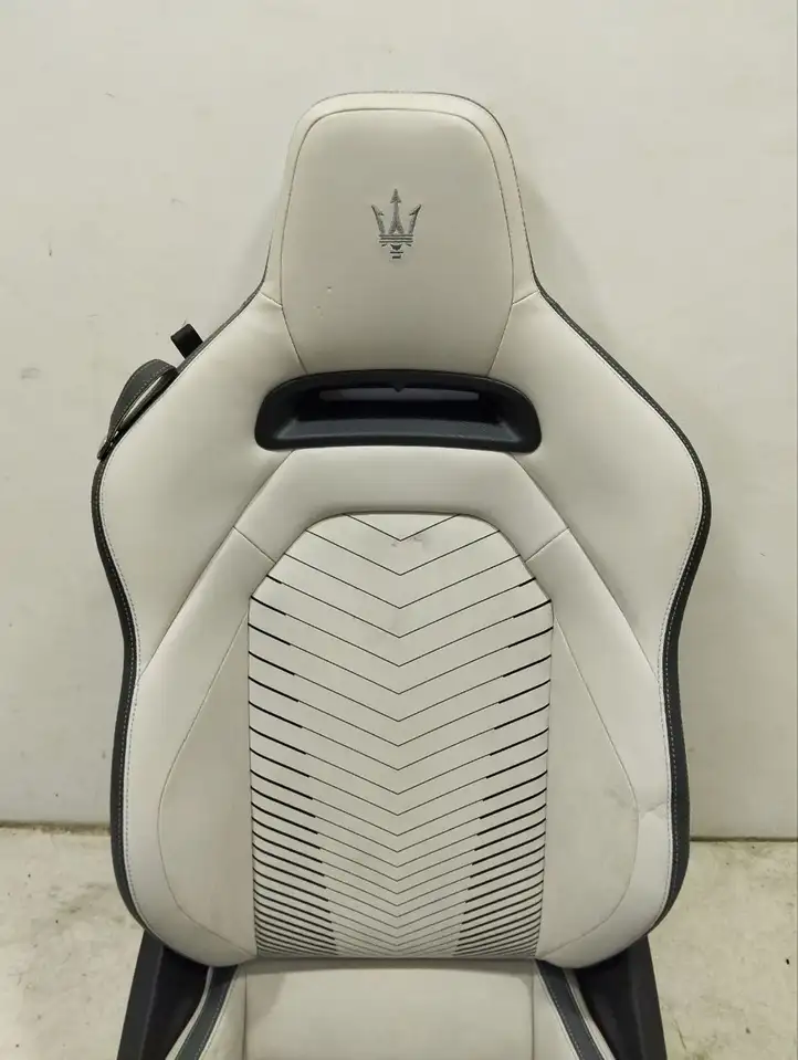 Maserati MC20 (2021 - ) 670270715 Переднее сиденье пассажира — фото 5