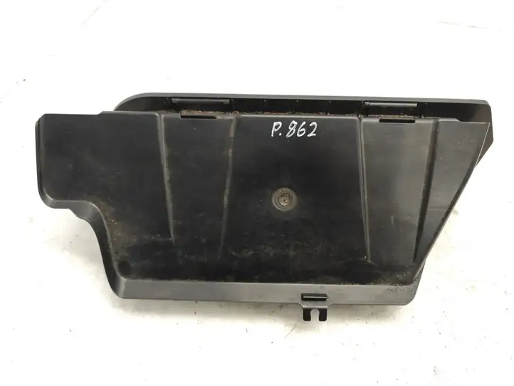 Volvo XC40 (2017 - ) 31479508 Крышка микрофильтра воздуха — фото 1
