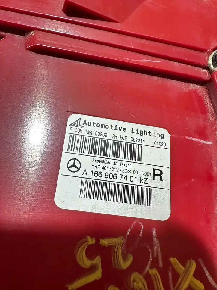 Mercedes-Benz GL X166 (2013 - 2019) A1669067401 Задний фонарь в кузове — фото 8