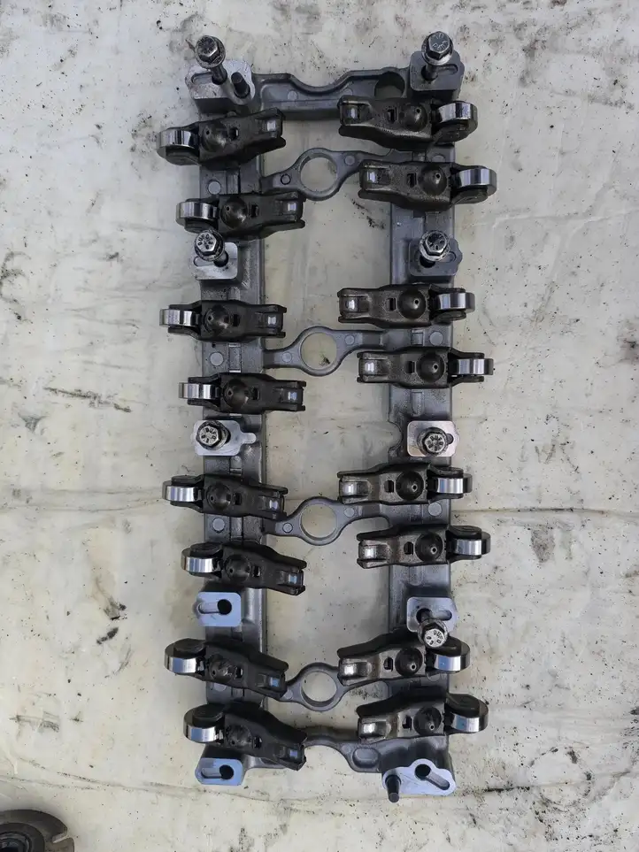Peugeot Boxer (2007 - 2014) BK2Q6K561BC Коромысло клапана — фото 1