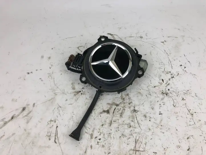 Mercedes-Benz GLE W167 (2019 - ) A0997503300 Ручка багажника с камерой — фото 1