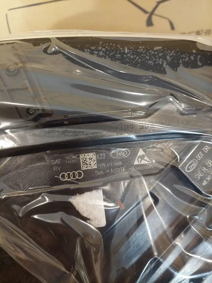Audi Q8 (2018 - ) 4M8941035B Передняя фара — фото 3