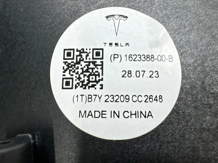Tesla Model X (2021 - ) 162338800A Рамка бокового динамика — фото 7