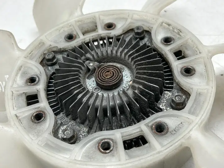 Toyota Land Cruiser (J150) (2009 - ) 1621011030 Крыльчатка вентилятора охлаждения — фото 3