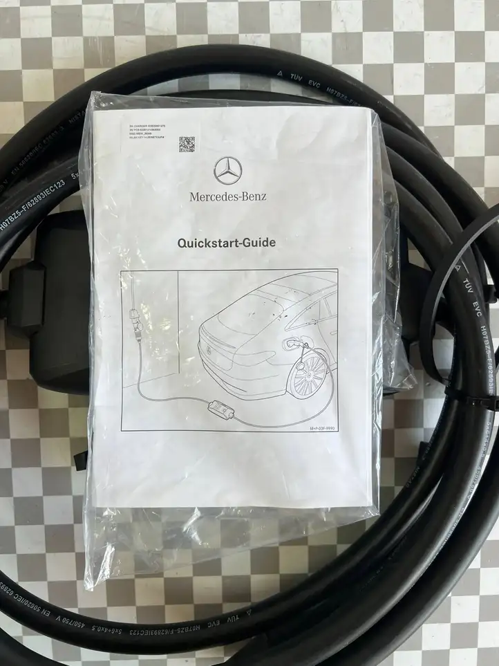 Mercedes-Benz EQS V297 (2021 - ) A0003436300 Кабель для зарядки электромобилей — фото 3