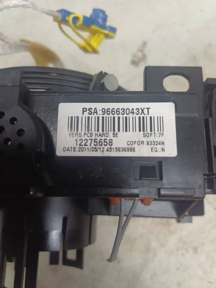 Peugeot 206 (1998 - 2012) 96663043XT Комплект ножек очистителей — фото 6