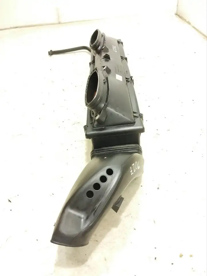 Porsche Panamera (970) (2013 - 2016) 97011002102 Корпус воздушного фильтра — фото 7
