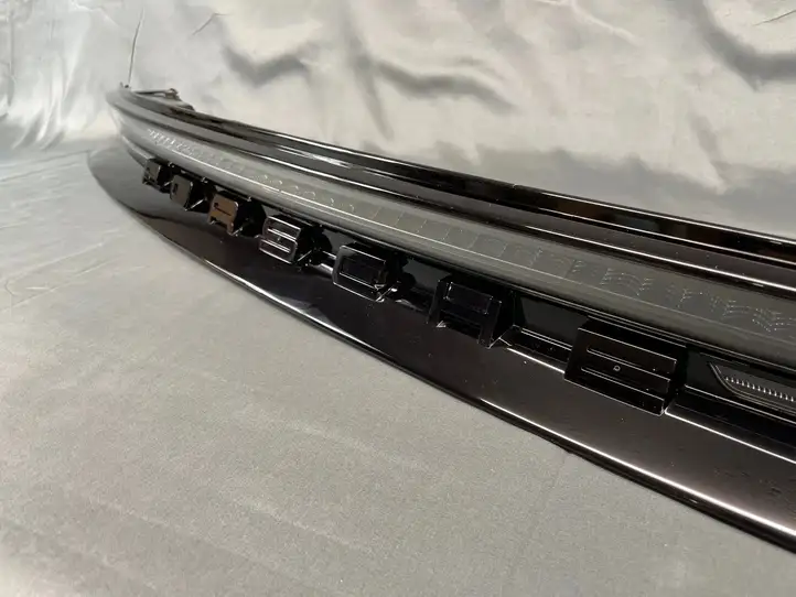 Porsche Panamera (971) (2020 - ) 976945208AB Задний фонарь в крышке багажника — фото 17