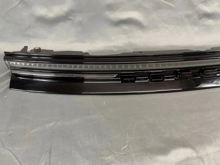 Porsche Panamera (971) (2020 - ) 976945207BP Задний фонарь в крышке багажника — фото 9