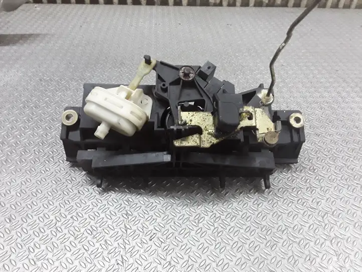 Audi A3/S3 8L (1996 - 2000) Ручка багажной двери — фото 3
