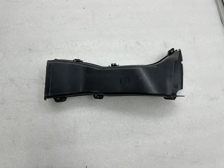 BMW 2 F22 F23 (2013 - 2017) 8054415 Воздуховод охлаждения тормозов — фото 8