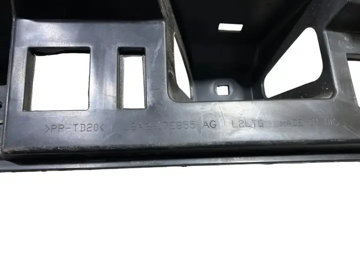 Land Rover Range Rover Velar (2017 - ) J8A217E855AG Кронштейн заднего бампера — фото 2
