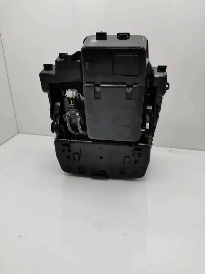 Mercedes-Benz E W213 (2016 - ) A2136802607 Задняя пепельница — фото 4