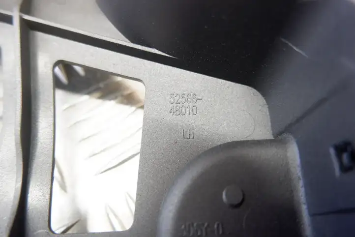 Lexus RX 330 - 350 - 400H (2008 - 2012) 5256648010 Кронштейн заднего бампера — фото 6