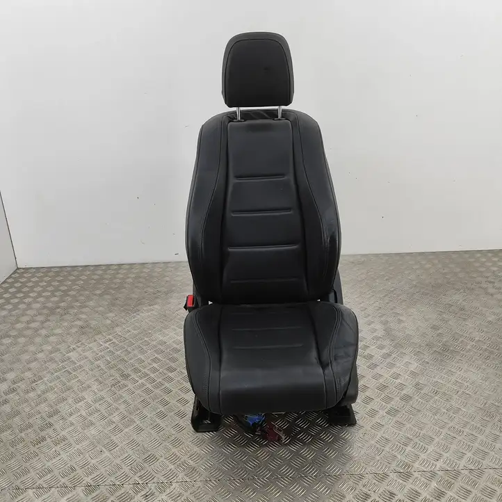 Mercedes-Benz GLE W167 (2019 - ) A1676805707 Комплект салона — фото 6