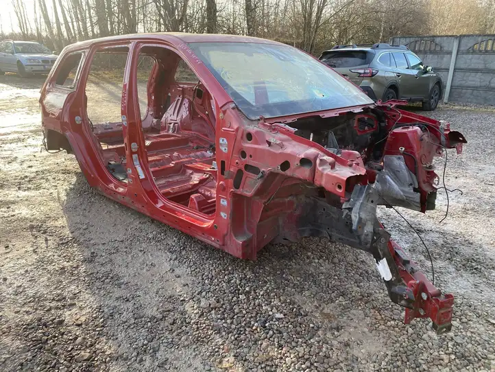Jeep Grand Cherokee (2010 - 2021) Кузов — фото 7