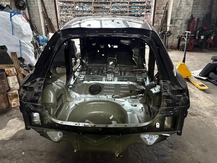 Opel Mokka B (2020 - ) Задняя часть кузова — фото 1