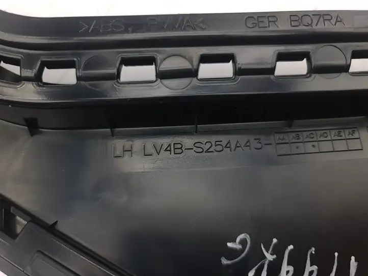 Ford Kuga III (2020 - ) LV4BS254A43 Накладка стекла задней двери — фото 7