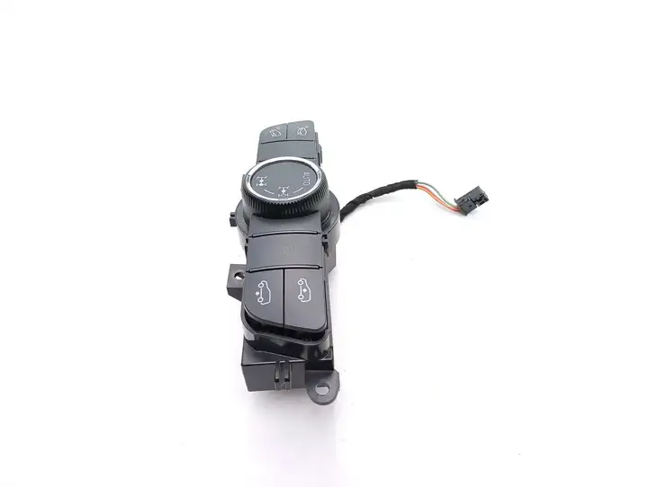Mercedes-Benz GL X164 (2006 - 2012) A1648707210 Включатель блокировки дифференциалов — фото 3