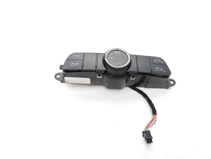 Mercedes-Benz GL X164 (2006 - 2012) A1648707210 Включатель блокировки дифференциалов — фото 4