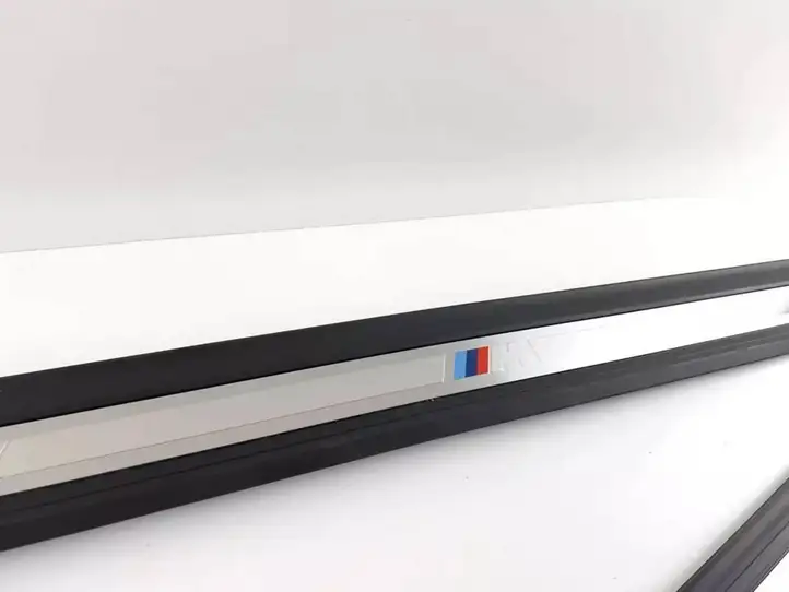 BMW 4 G22 G23 G24 G26 (2020 - ) 8077317 Внутренняя отделка переднего порога — фото 3