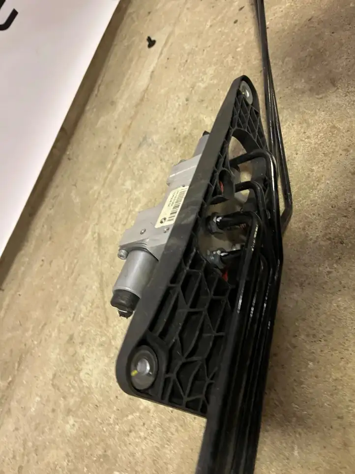 BMW X5 F15 (2013 - 2017) 6794578 Клапанный блок активного стабилизатора — фото 4