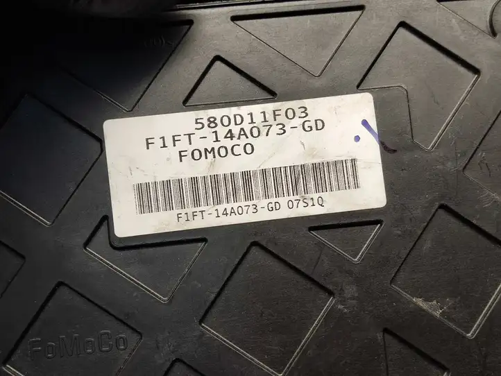 Ford Focus (2011 - 2015) F1FT14A073GD Блок управления электропитанием — фото 2