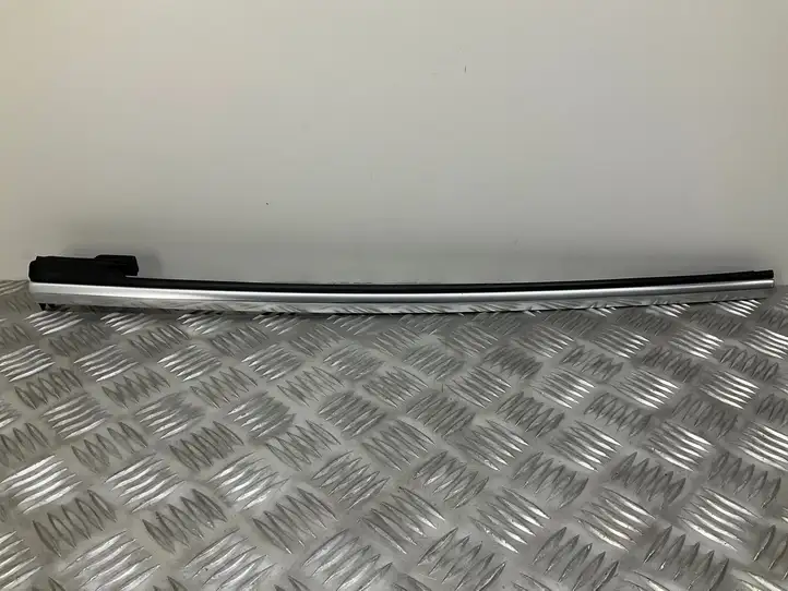 Audi A5 8T 8F (2007 - 2011) 8F0853764D Облицовка заднего бокового стекла — фото 1