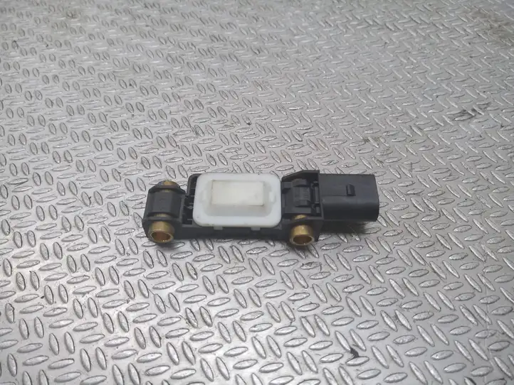Audi A6 S6 C5 4B (1997 - 2001) 4B0959643E Датчик удара SRS — фото 2